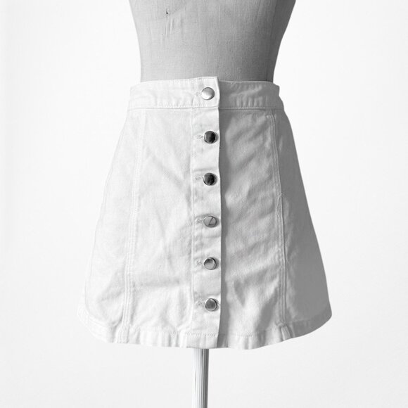White H&M Button Front High Waisted Denim A-Line Mini Skirt Size XS/S - Picture 4 of 7